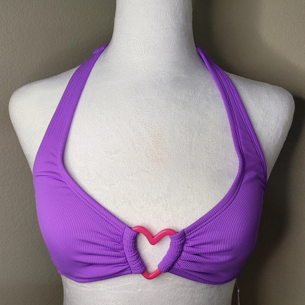 Wild Fable Women's Bikini Top - Size XS (0-2) with Pink Heart in center - NWT